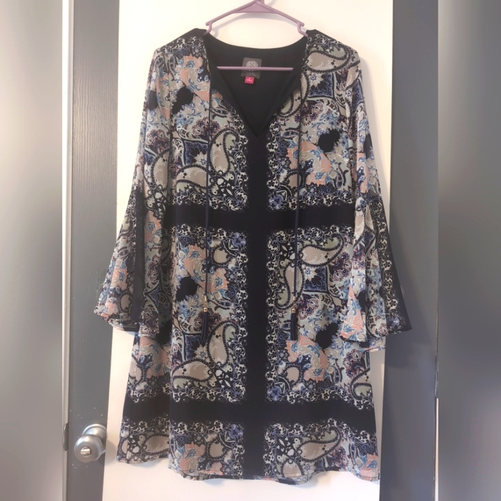 Vince Camuto‎ Blue & Pink Paisley Floral Bell Sleeved Sheer Tunic Dress Size 8